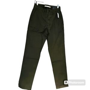 Banana Republic men's chino 31x34, olive green color